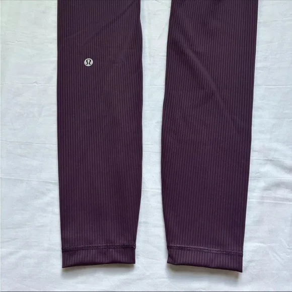 Lululemon Wunder Train Ribbed HR Tight 28" GPTH Grape Thistle Women's Size 2 - Picture 2 of 5